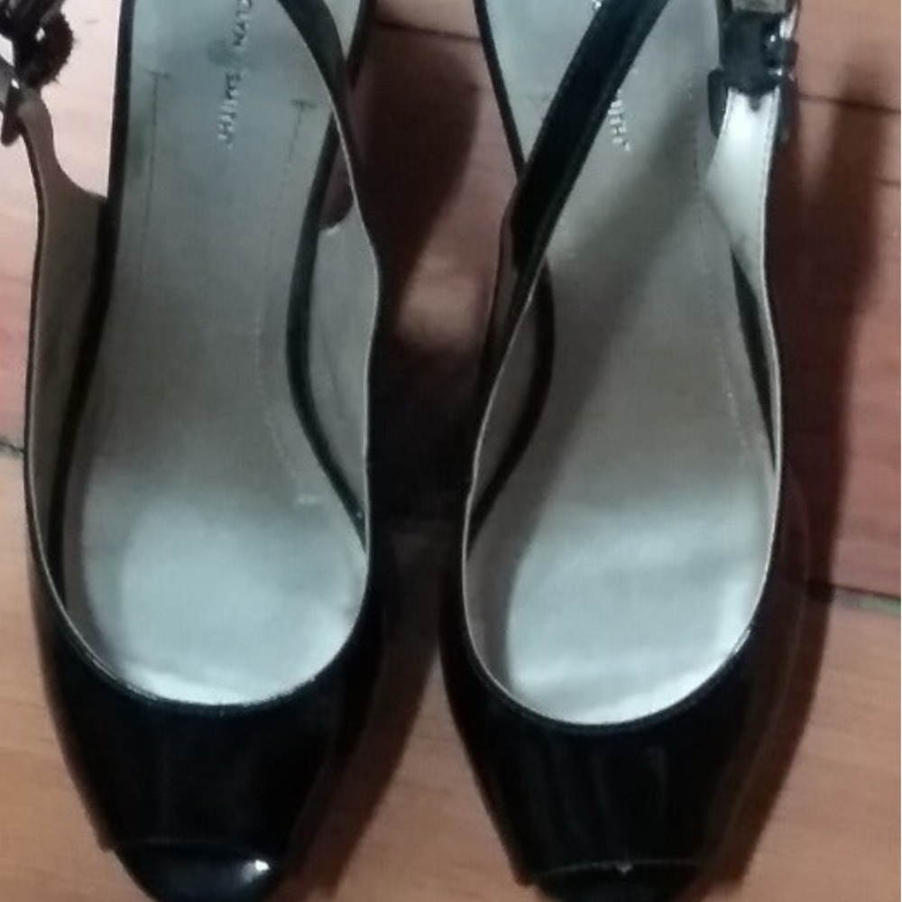 Jaclyn Smith Black Peep-Toe Heels